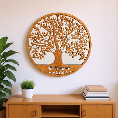 Arbre généalogique mural en bois personnalisé avec prénoms gravés, décoration élégante pour salon ou cadeau familial unique.  
Gepersonaliseerde houten familieboom voor aan de muur met gegraveerde namen, elegante decoratie voor woonkamer of uniek familiecadeau.
