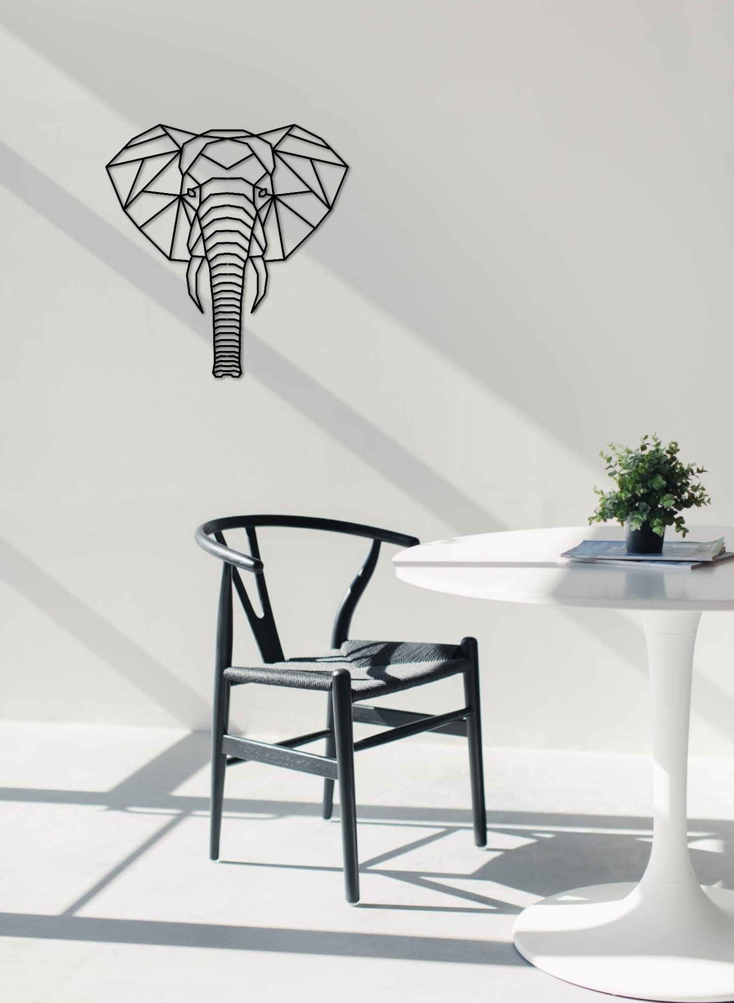 Sagesse de la Nature, Tête d'Éléphant en Décoration Murale