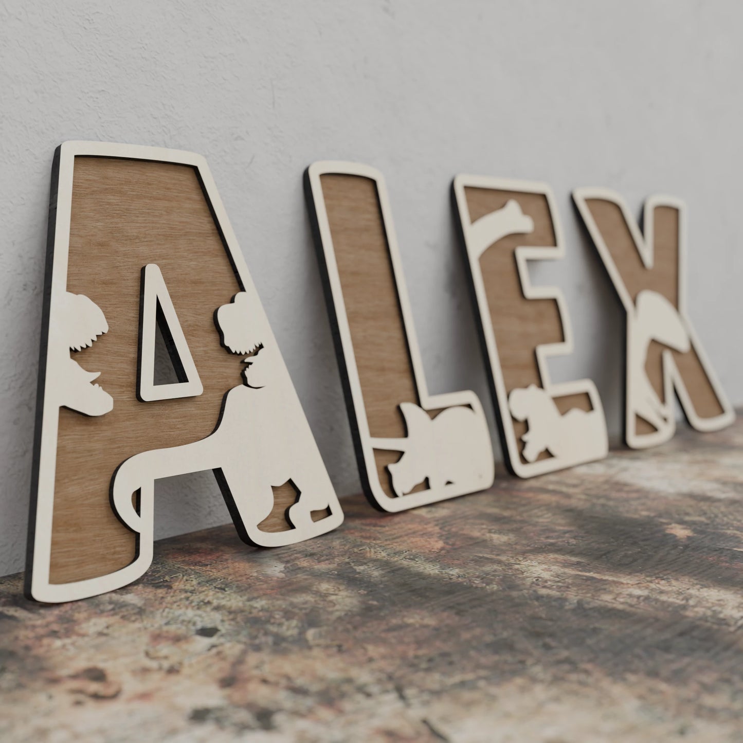 Lettre en bois prénom personnalisé, thème dinosaure, cadeau naissance ou baptême, décoration chambre bébé.
Gepersonaliseerde houten letter met naam, dino thema, kraamcadeau of doopgeschenk, babykamer decoratie.