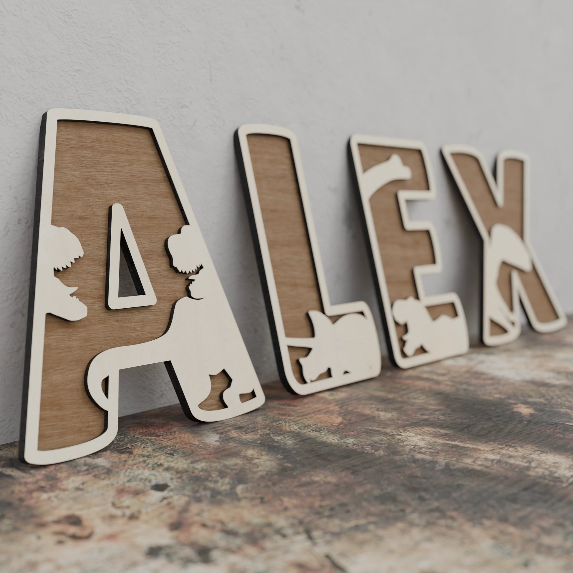 Lettre en bois prénom personnalisé, thème dinosaure, cadeau naissance ou baptême, décoration chambre bébé.
Gepersonaliseerde houten letter met naam, dino thema, kraamcadeau of doopgeschenk, babykamer decoratie.